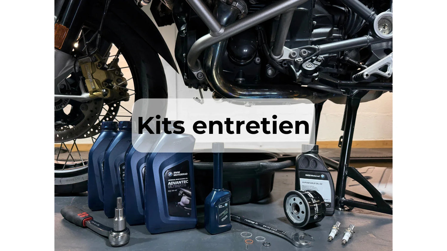 Kit de révision moteur pour BMW GS avec huile 5W40 et huile 15w50 filtre et bougies oem BMW Motorrad.